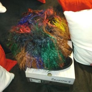 Bearpaw boo boot multi colored size 5(curly lamb fur)
